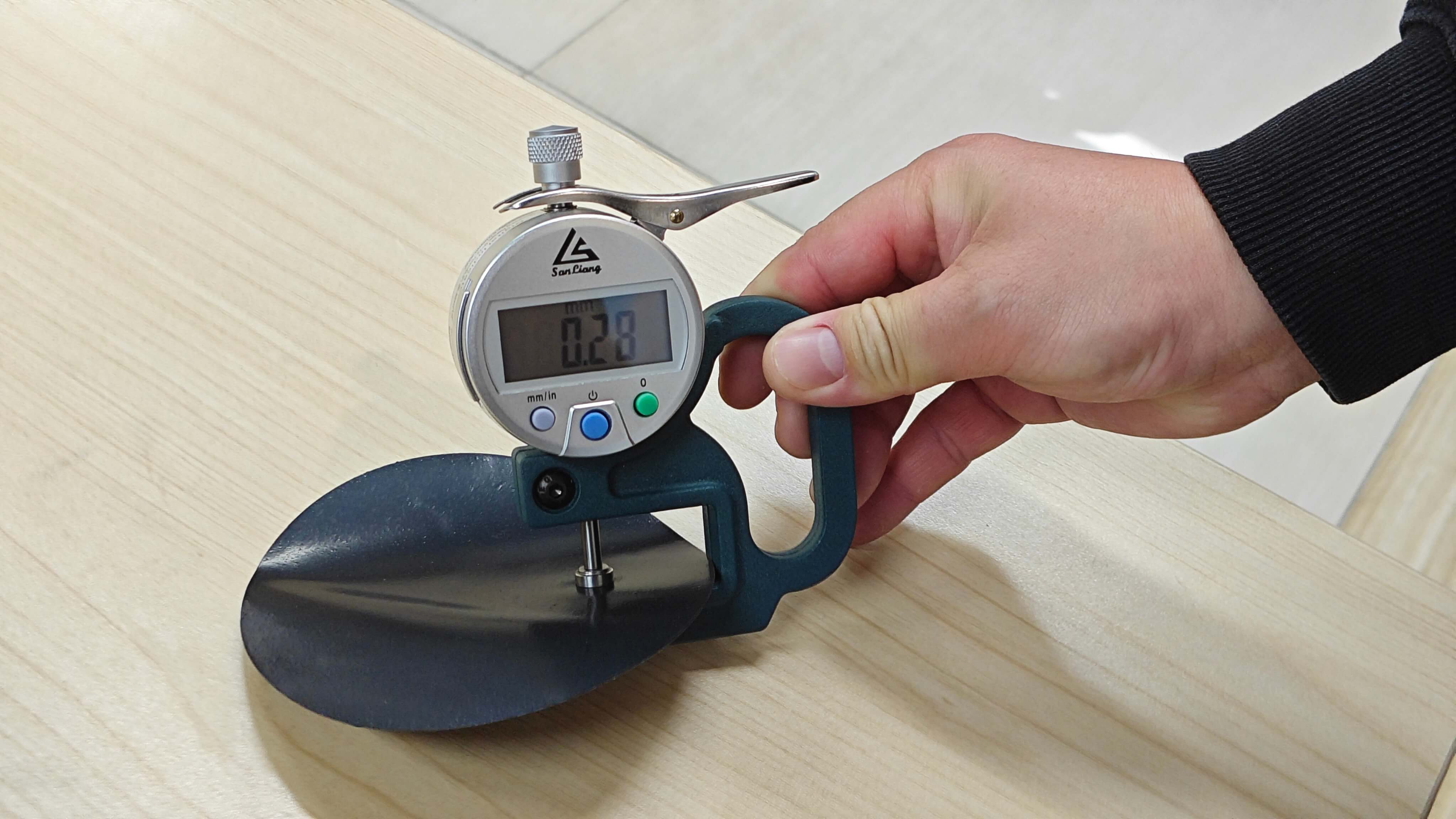 &Eacute;paisseur mesur&eacute;e