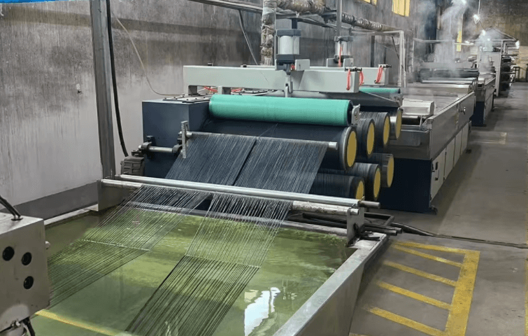 Machines &agrave; tr&eacute;filer les fils ronds