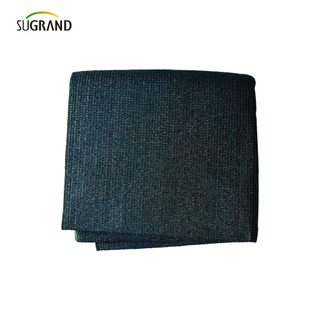 Tapis trois aiguilles de nuance noire net